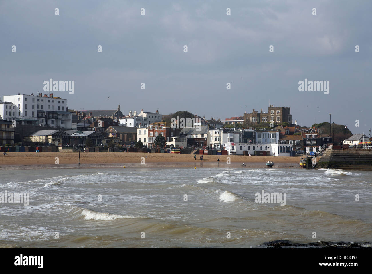Pic By Paul Grover Pic Shows Viking Bay in Broadstairs on the Kent Coast Stock Photo