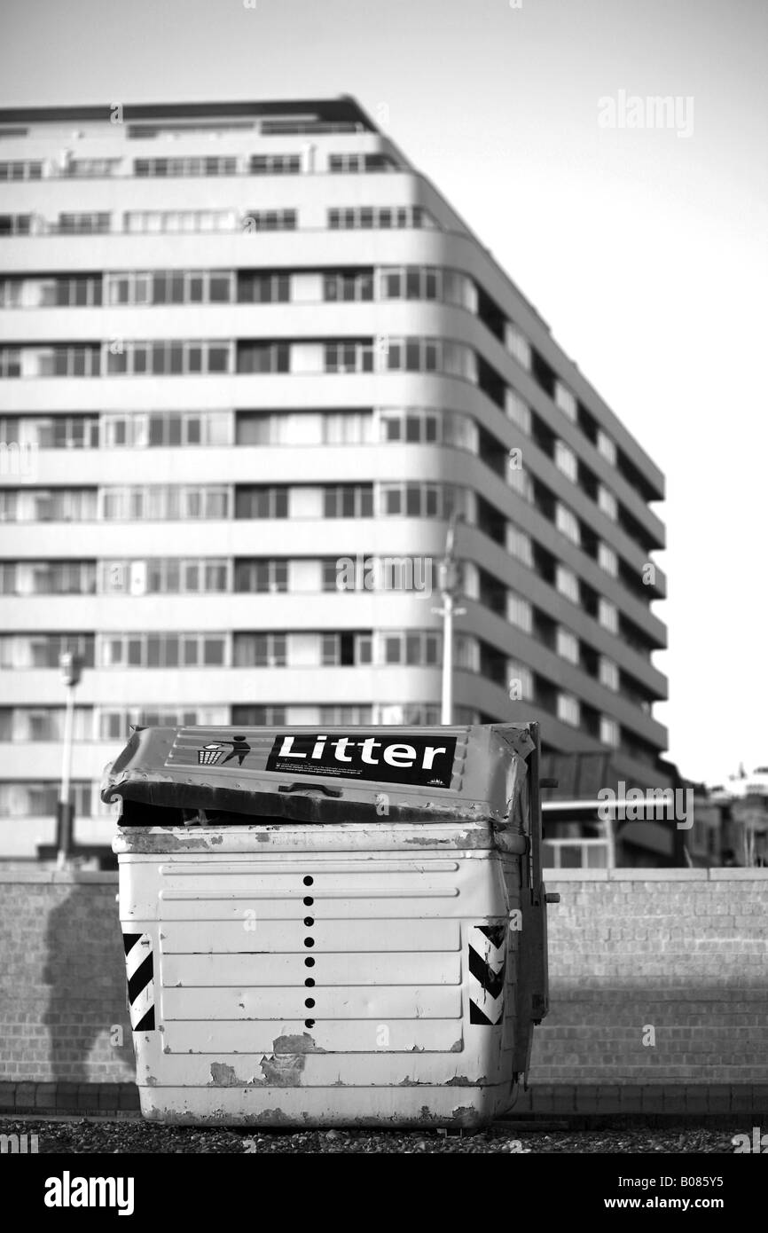 Brighton art deco hires stock photography and images Alamy