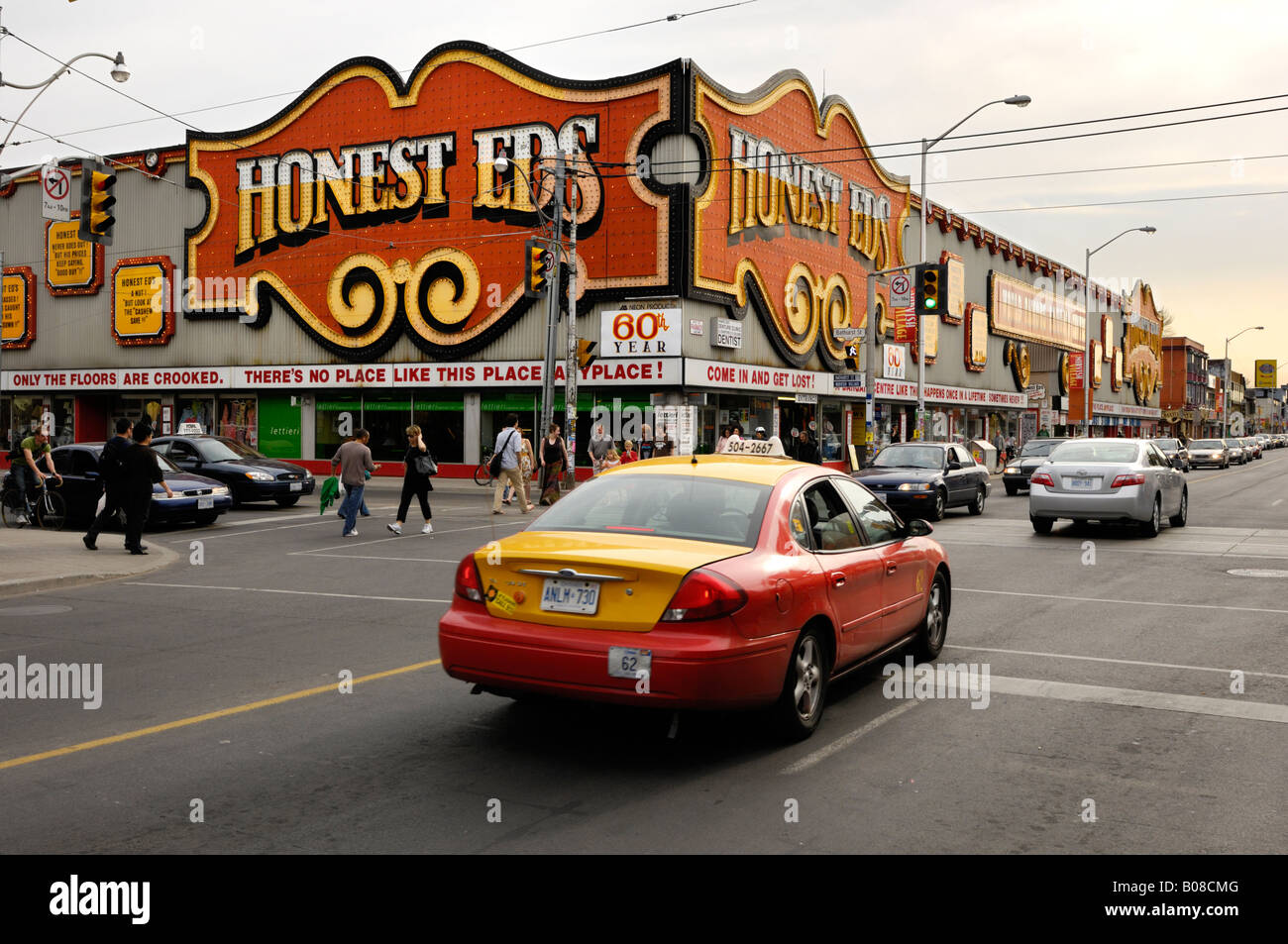 Honest Eds a landmark discount store in Toronto Stock Photo
