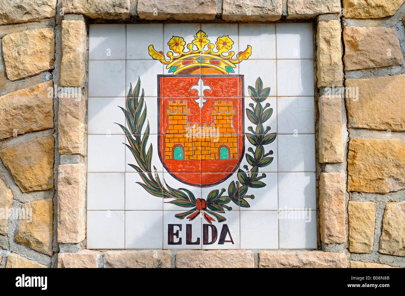 Town coat of arms for Elda painted on tiles, Elda, Polop, Alicante, Costa Blanca, Spain Stock Photo