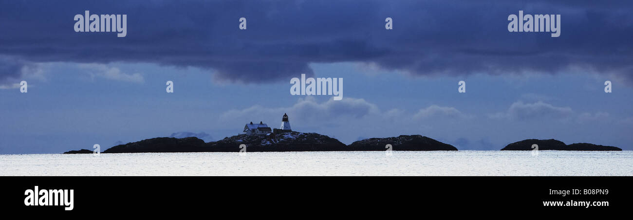 Orsvag Light House Sagoya Norway Lofoten Islands Vagan Kabelvag 