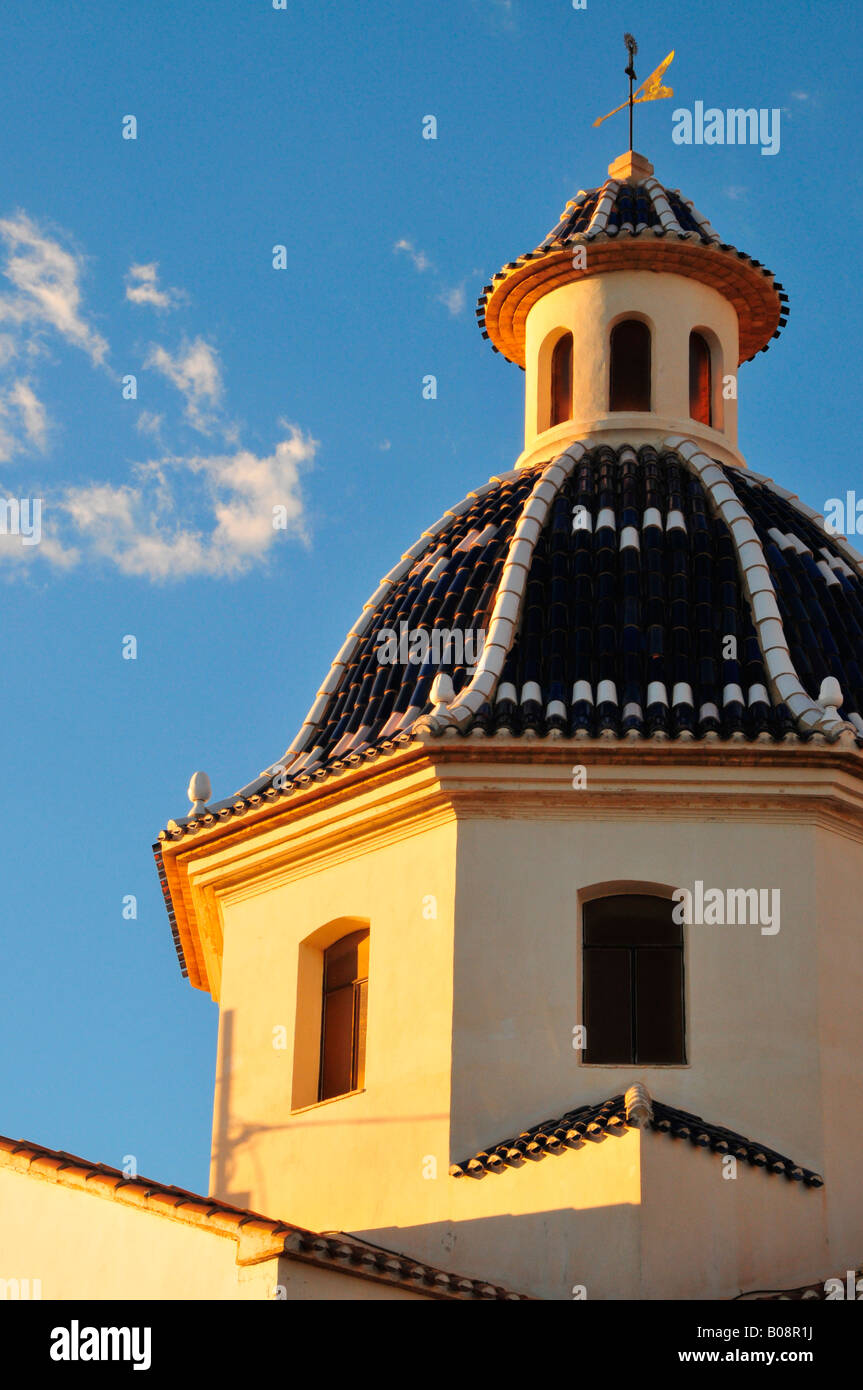 Small dome topped with a weathervane, Iglesia de Nuestra Señora del Consuelo Church, Altea, Costa Blanca, Spain Stock Photo