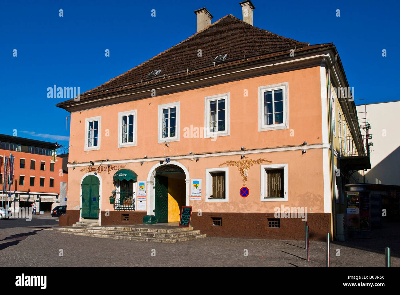Salud, 'Zum Bier Peter', Klagenfurt, Carinthia, Austria, Europe Stock Photo