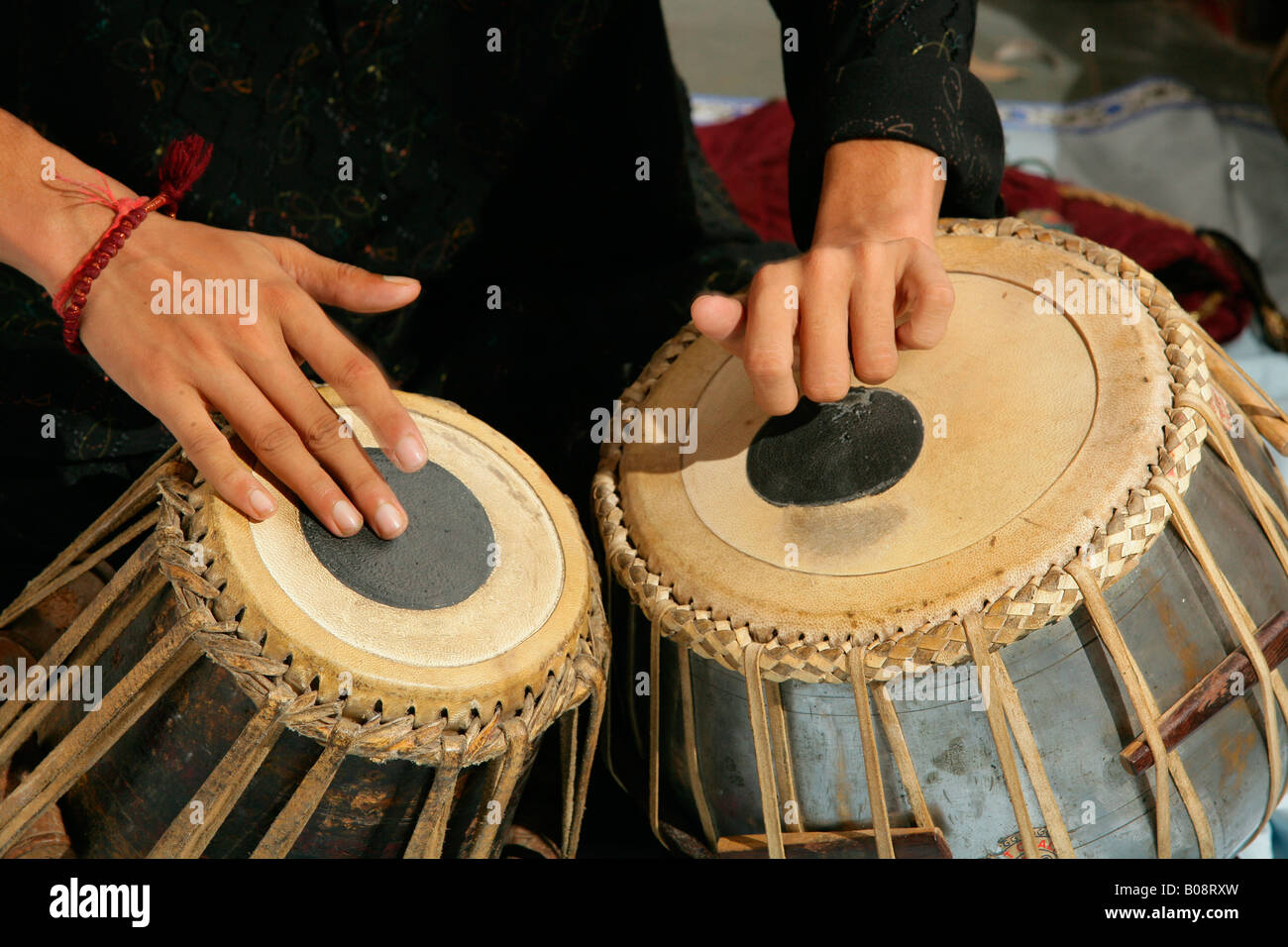 Indian tabla player hires stock photography and images Alamy