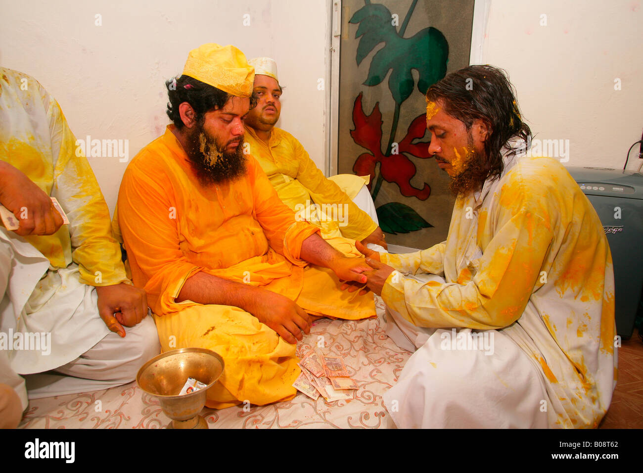 Sheikh Medimir Niazi during his wedding, Sufi shrine, Bareilly, Uttar Pradesh, India, Asia Stock Photo