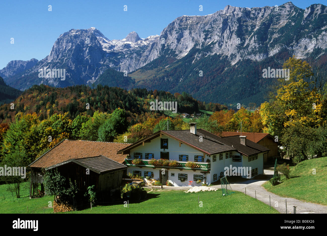 Ramsau village, Freidlinglehen, in front of the Reiter Alps, Berchtesgaden region, Oberbayern (Upper Bavaria), Germany, Europe Stock Photo