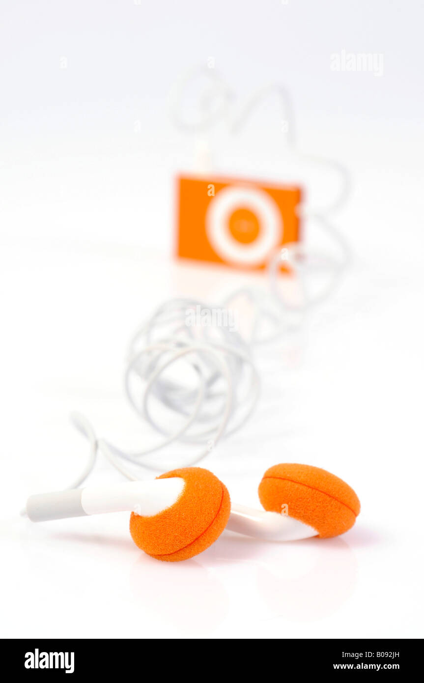 MP3 player with earphones (earbuds Stock Photo Alamy