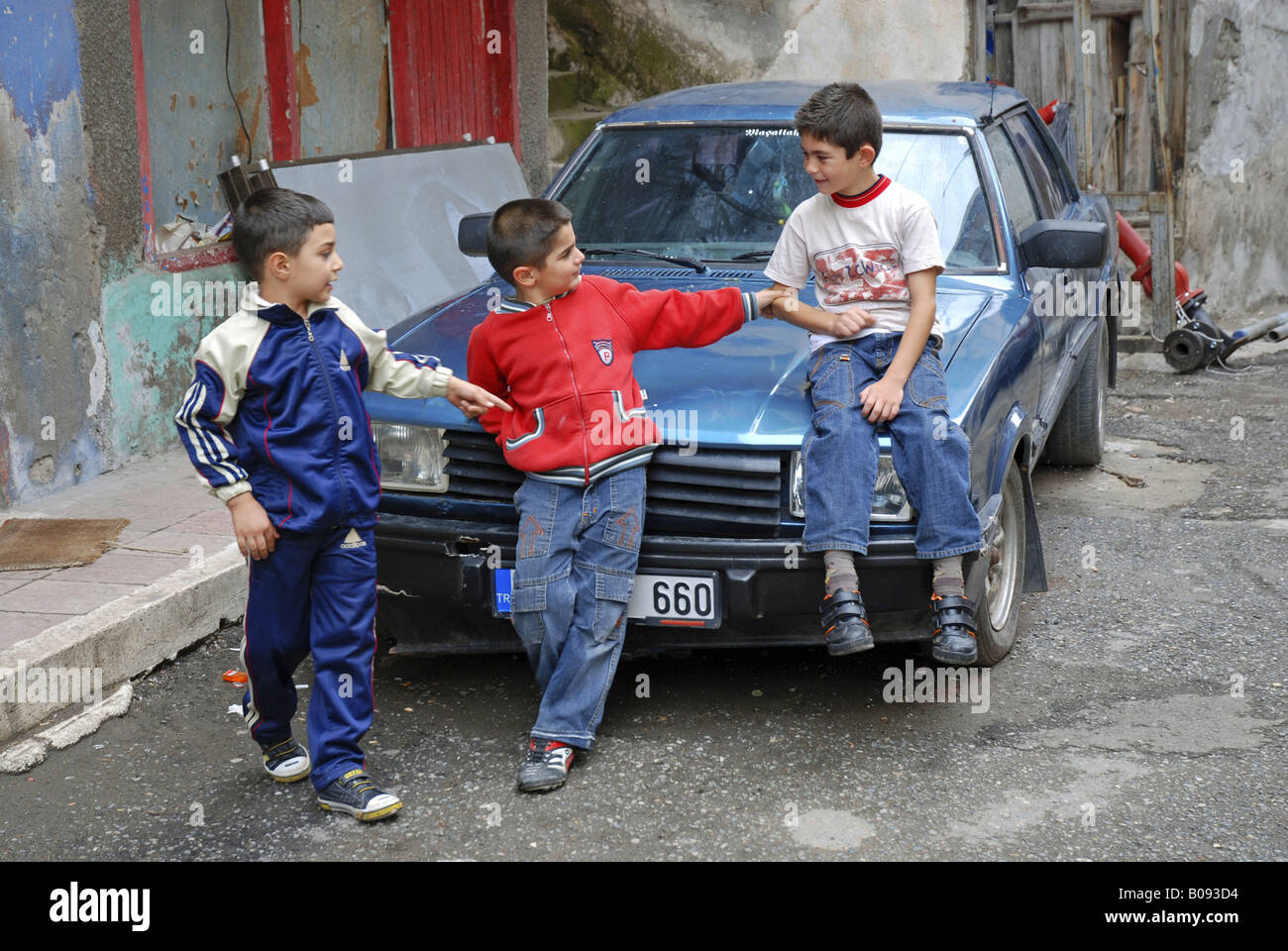 Group of children turkey hi-res stock photography and images - Alamy