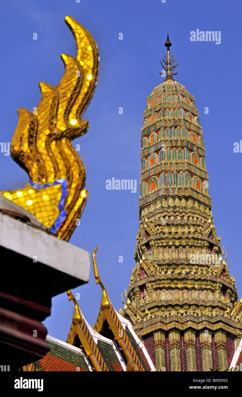Prasat Phra Thep Bidon (kings Pantheon), in the front a Chofah (Sky Tassel) at Wat Phra Kaeo, big palace, Thailand, Bangkok Stock Photo