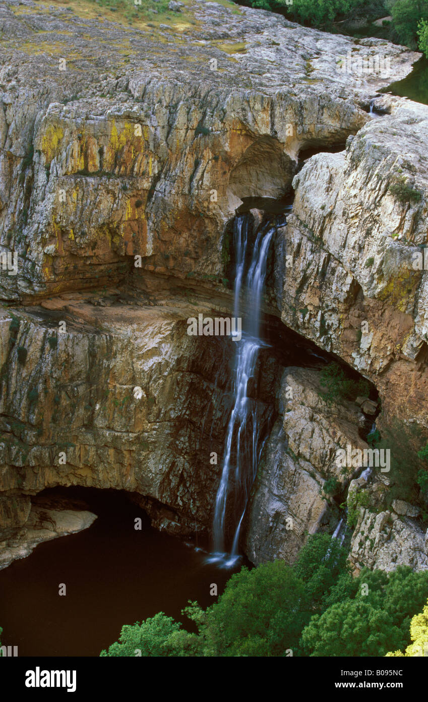 Cascada La Cimbarra Waterfall, Rio Guarrizas in Aldeaquemada, Sierra  Morena, Jaen, Andalusia, Spain Stock Photo - Alamy