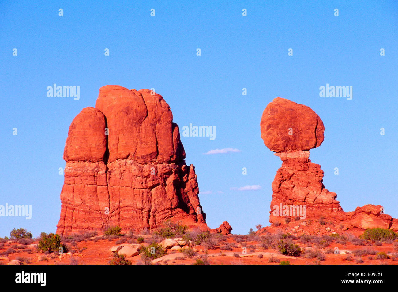 Balanced Rock (right), Arches National Park, Utah, USA Stock Photo
