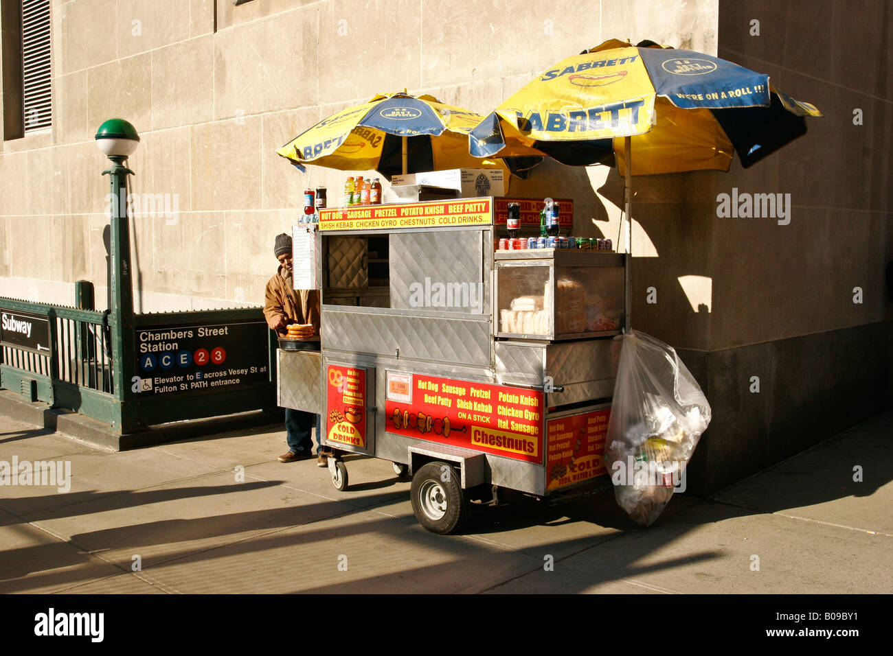 Hot Dog Stand New York High Resolution Stock Photography And Images - Alamy