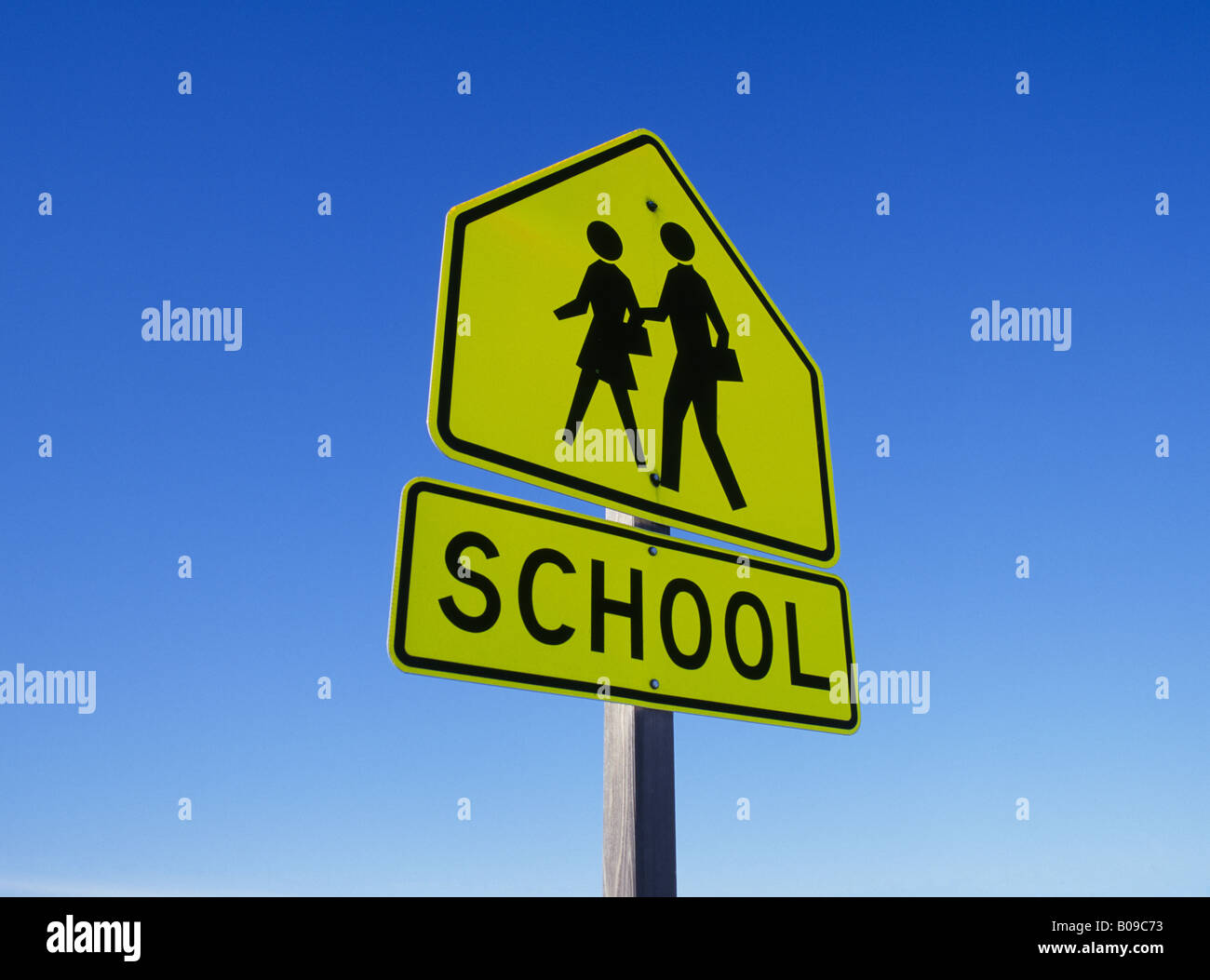 School Crossing Sign Stock Photos & School Crossing Sign Stock Images
