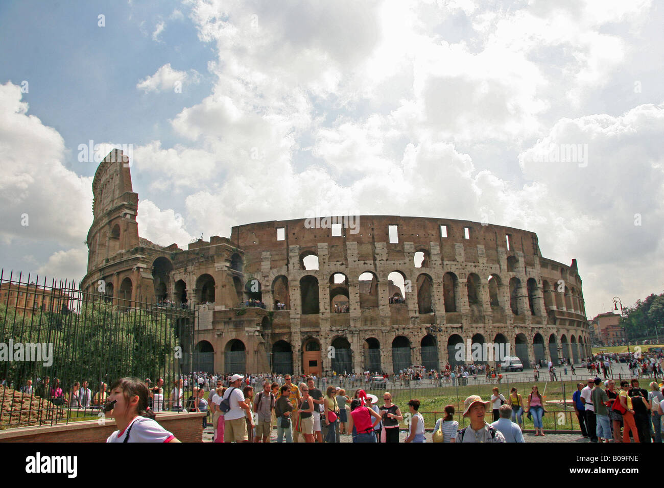 Italy rome coliseum outside hi-res stock photography and images - Alamy