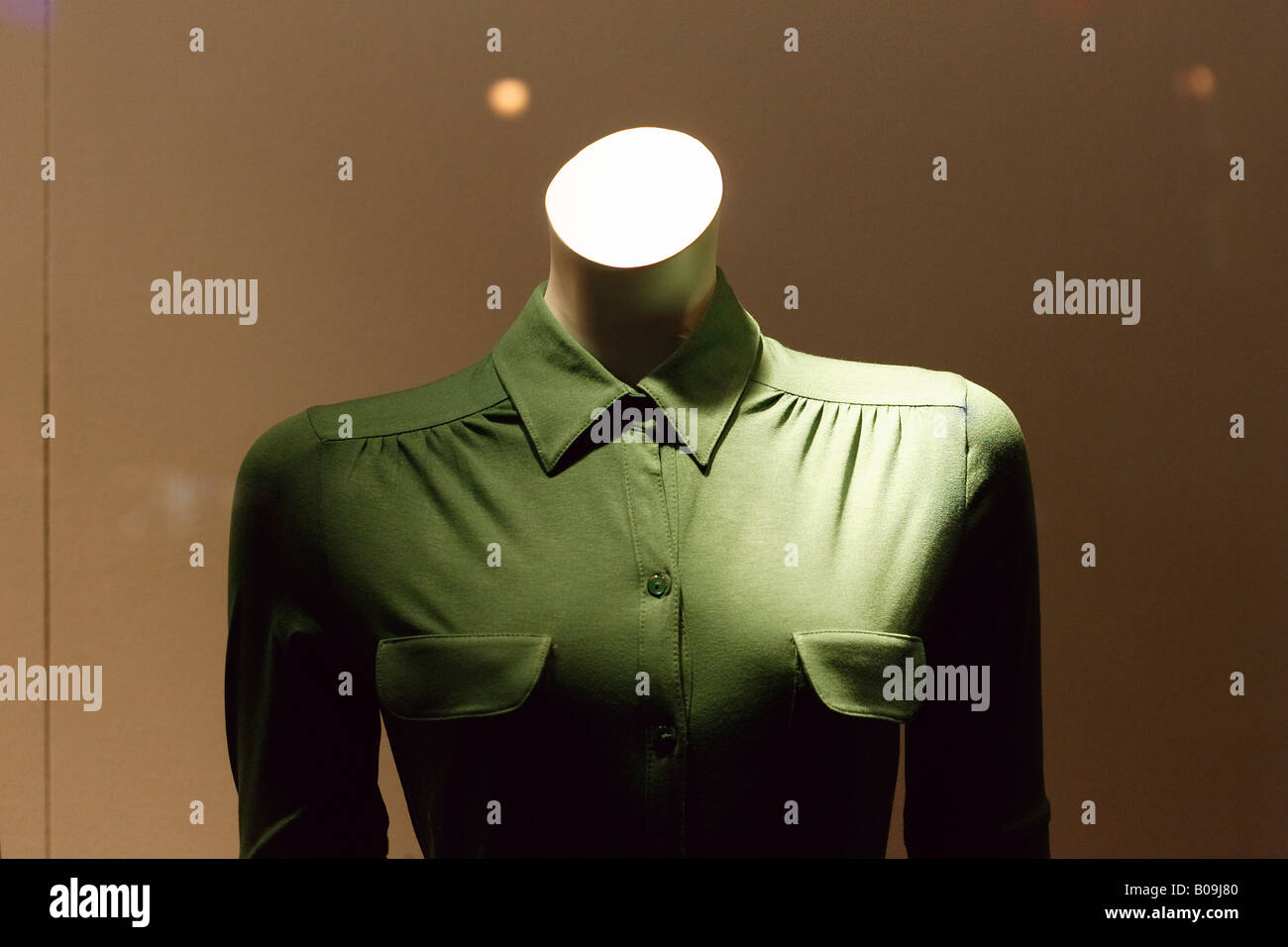 Mannequin without head Stock Photo Alamy
