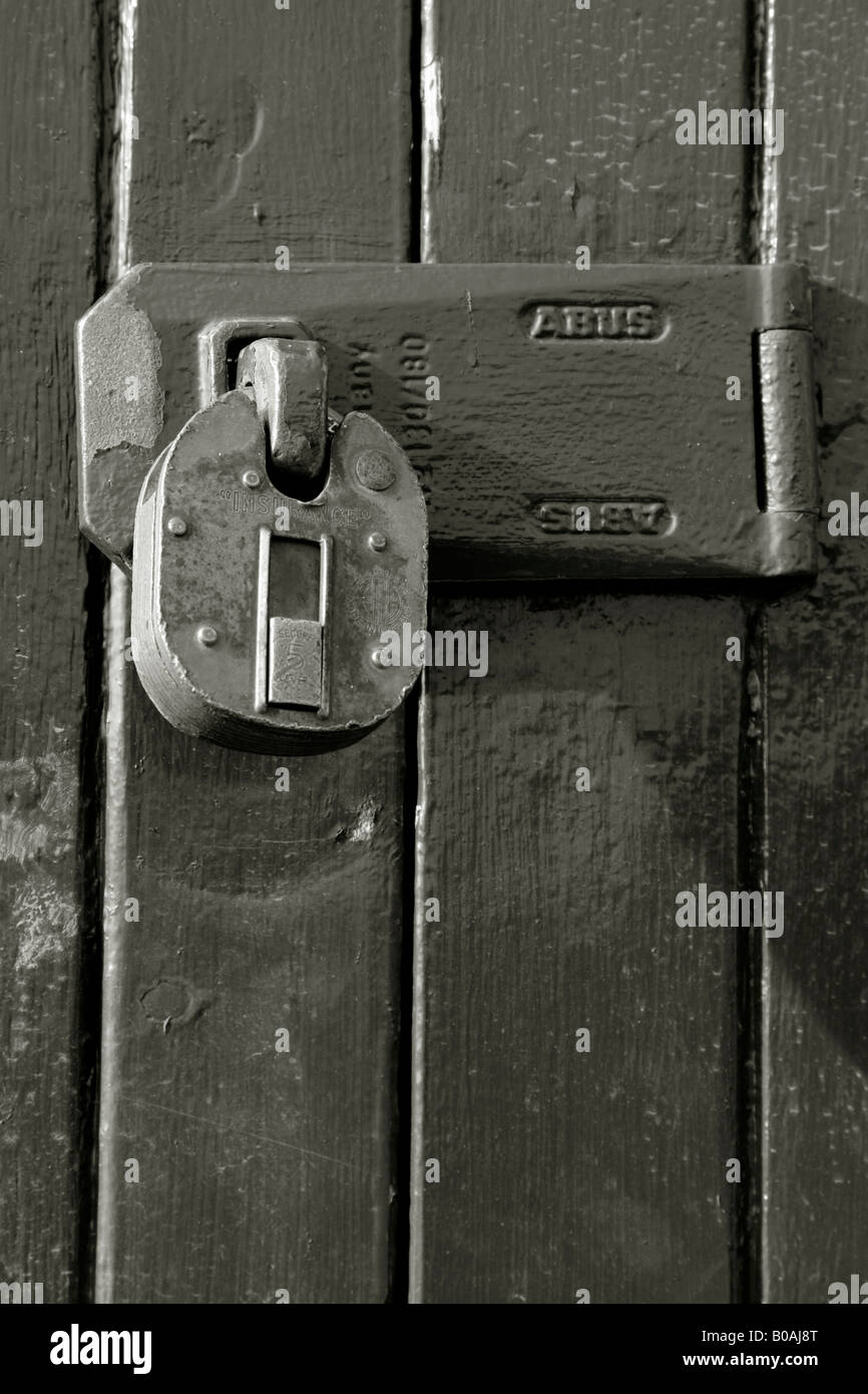 Locked Padlock On Garage Door Close Up Stock Photo 17444248 Alamy
