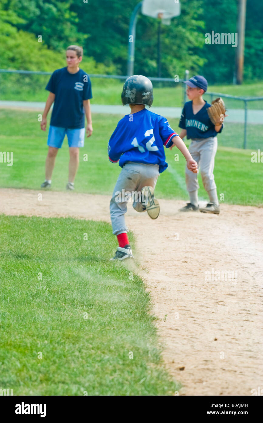 Preteenager hires stock photography and images Alamy