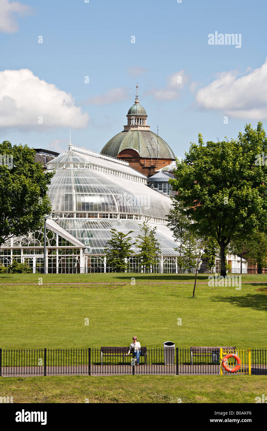 Glasgow Green's Winter Gardens and the People's Palace peeping over the