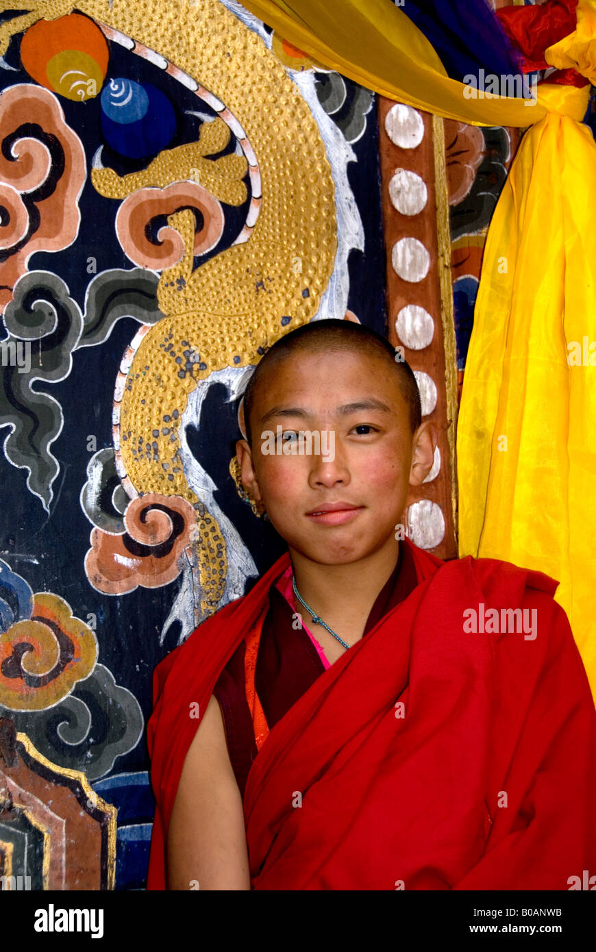 Monk at Rinpung Dzongkhag, Paro, Bhutan Stock Photo Alamy