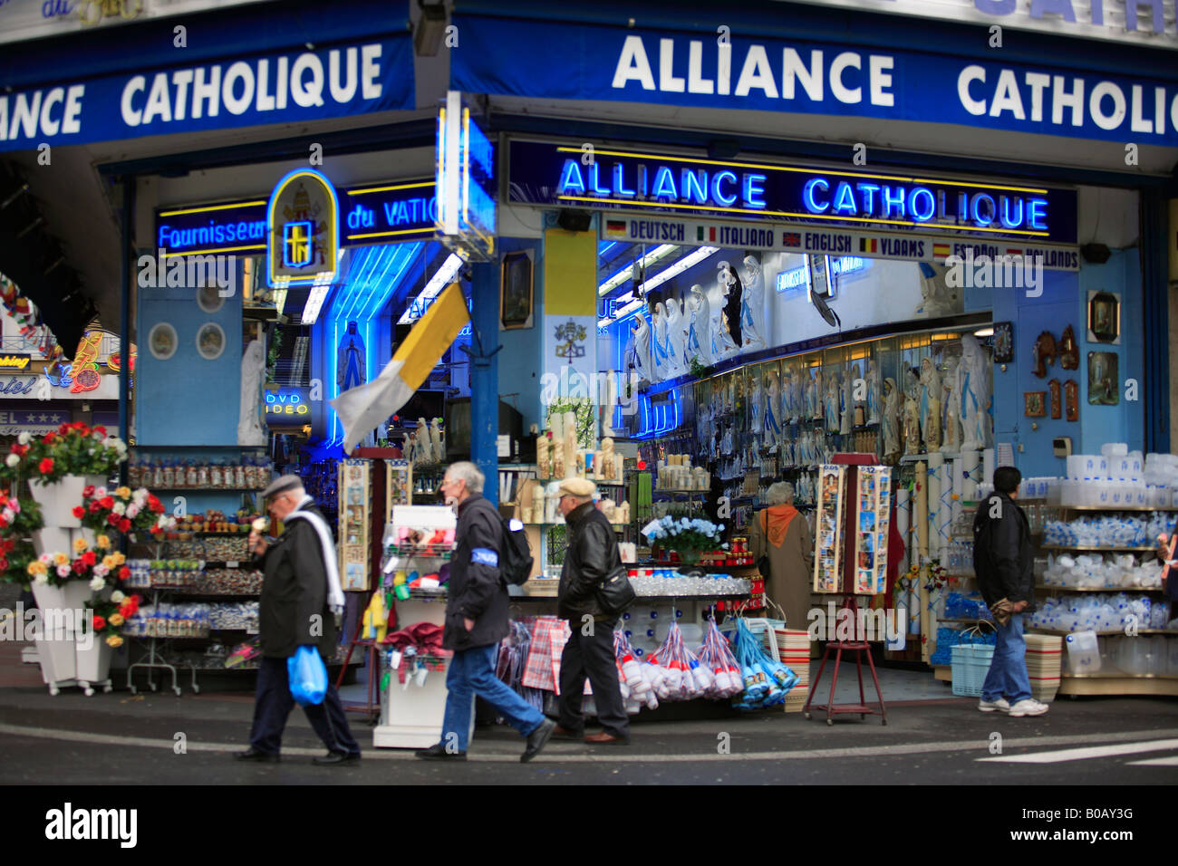 Souvenir shop lourdes france hires stock photography and images Alamy