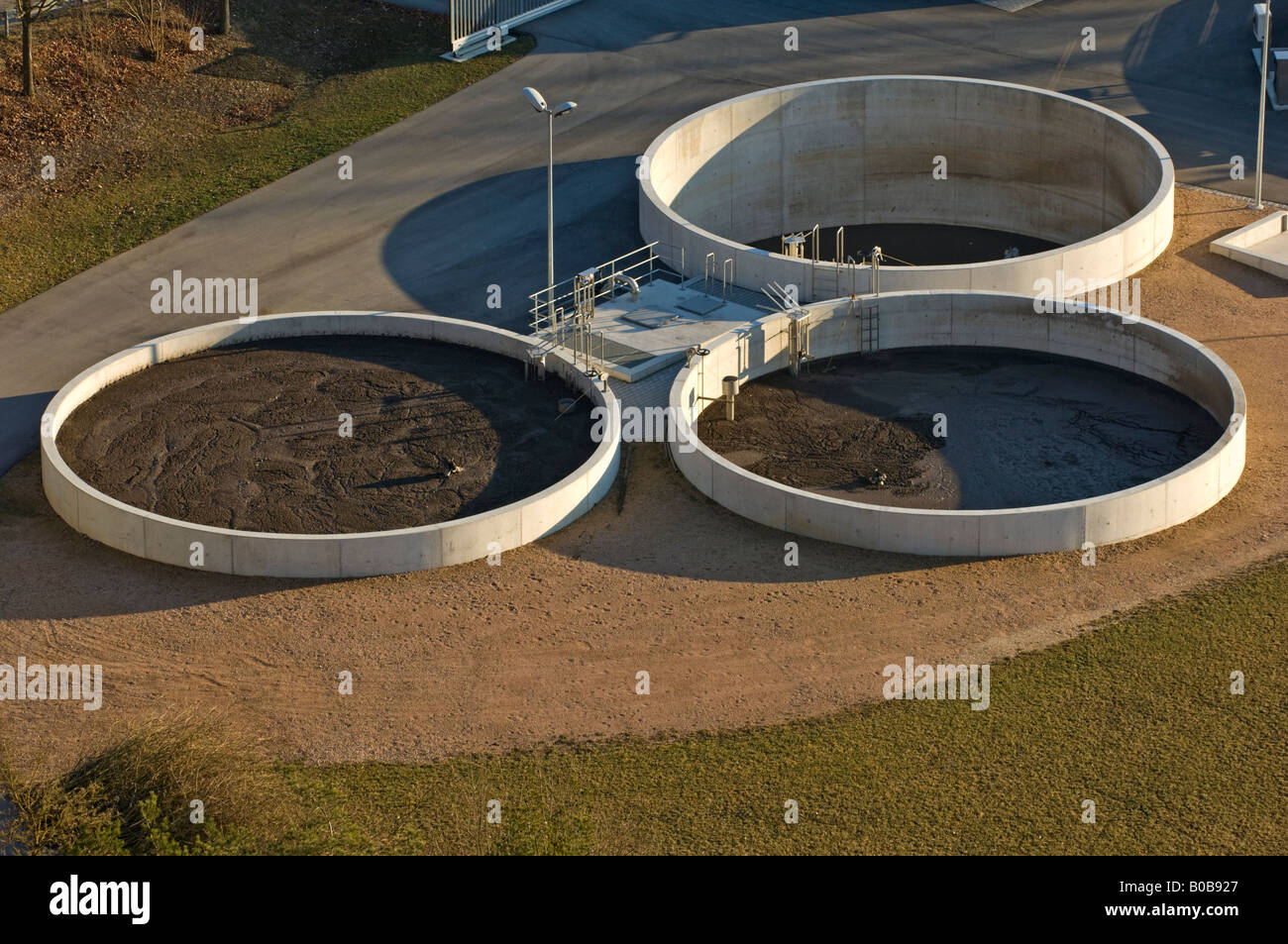 purification plant sewage treatment plant wastewater nature clean cleaning recycle water basin