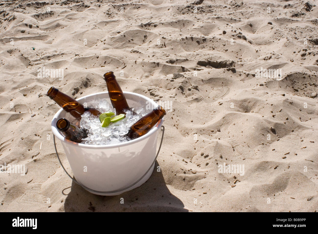 Ice mexican bucket sand beach mexi hires stock photography and images