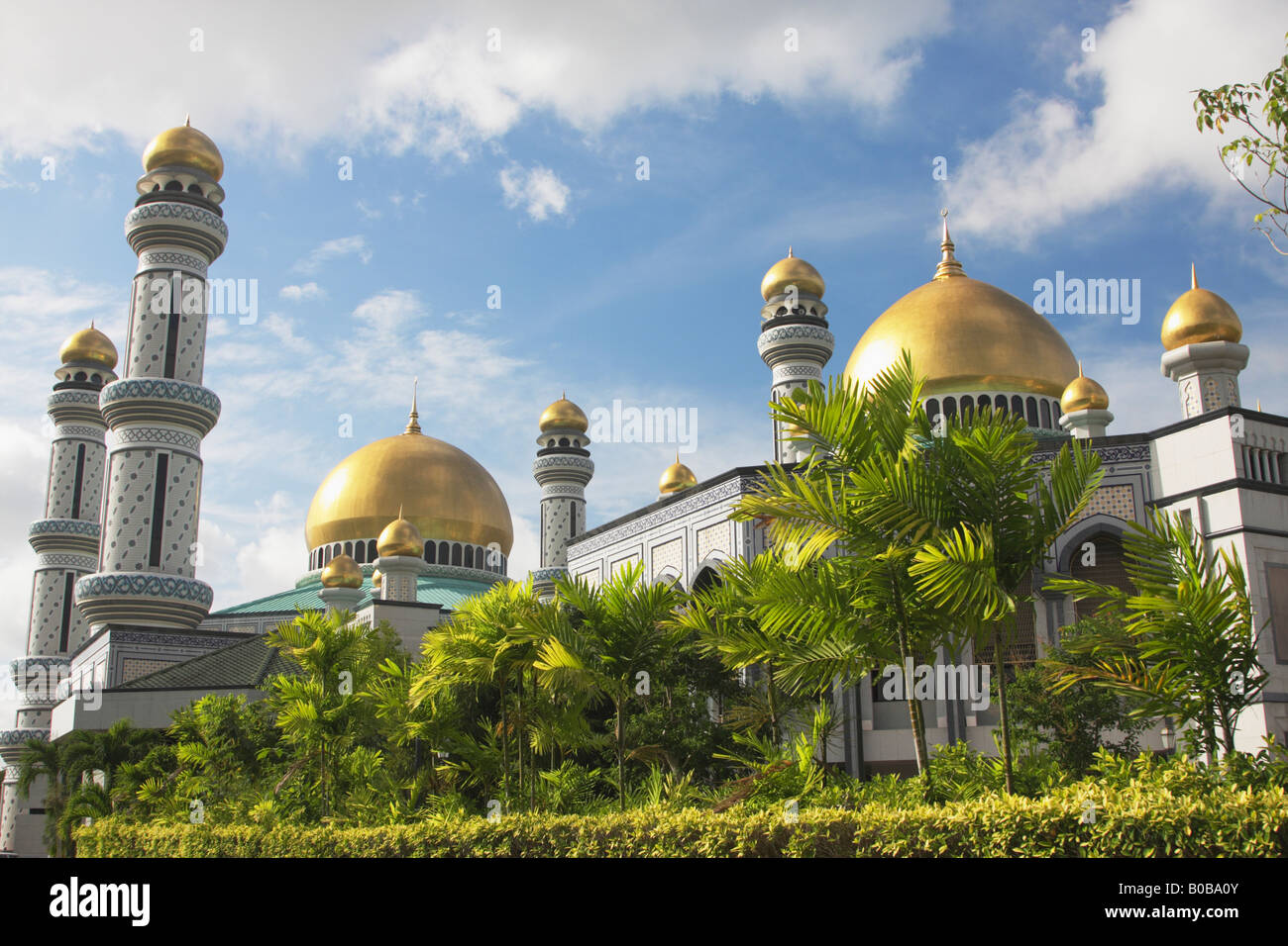 golden-domes-of-jame-asr-hassanal-bolkiah-mosque-brunei-stock-photo