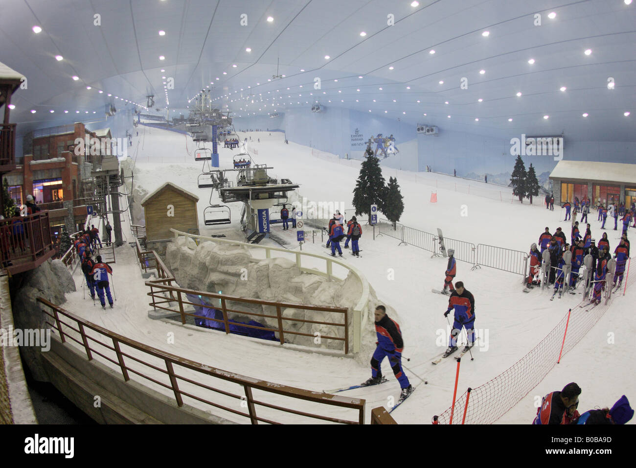 The indoor ski centre Ski Dubai, United Arab Emirates Stock Photo Alamy