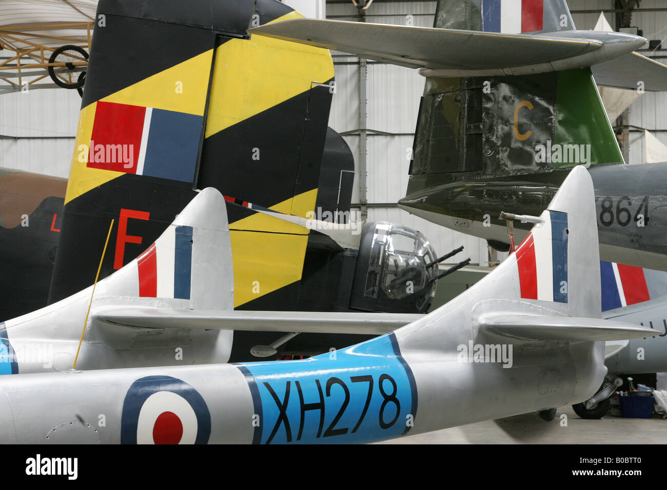 RAF ROUNDELS AND MARKINGS ON AIRCRAFT ELVINGTON Stock Photo Alamy