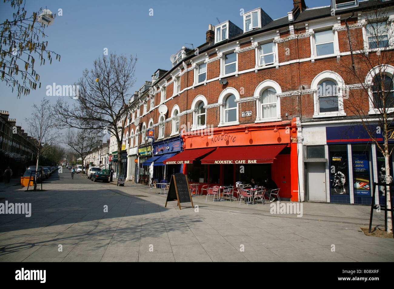 Acoustic Cafe Bar On Newington Green Kingsland London Stock Photo Alamy