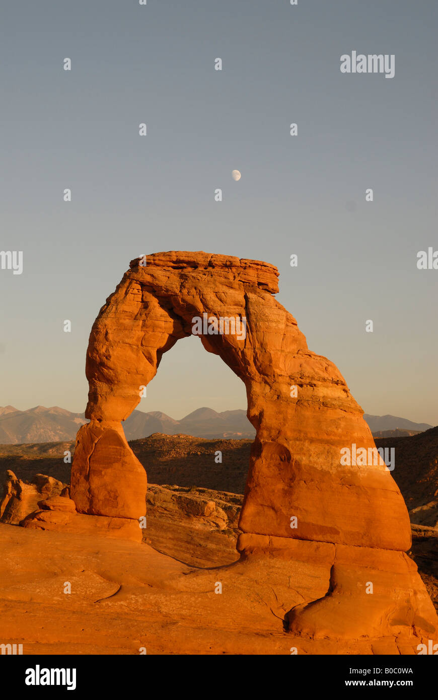 Moon bows hi-res stock photography and images - Alamy