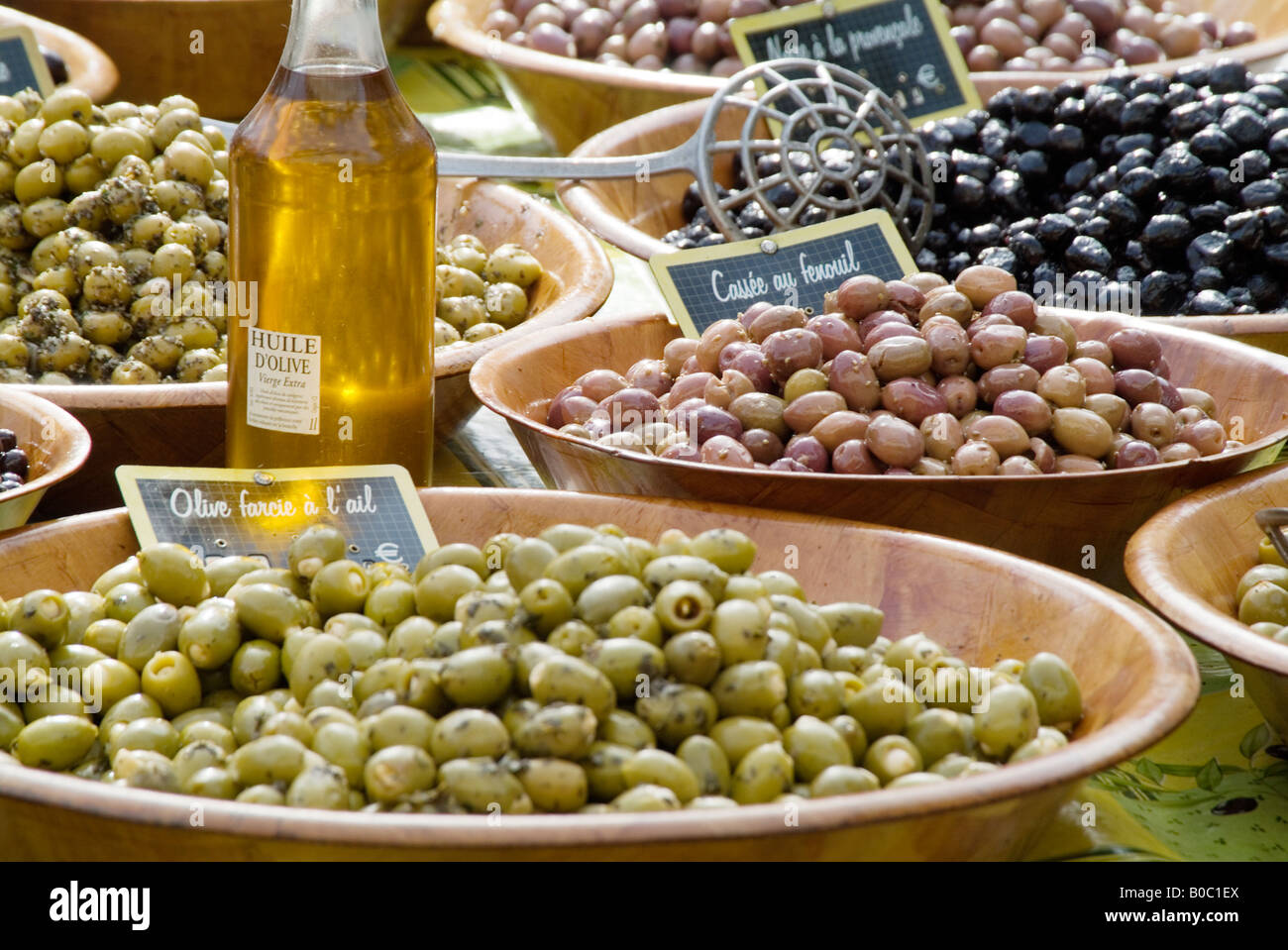 olive olive varieties varity green stuffed mediterranean diet food