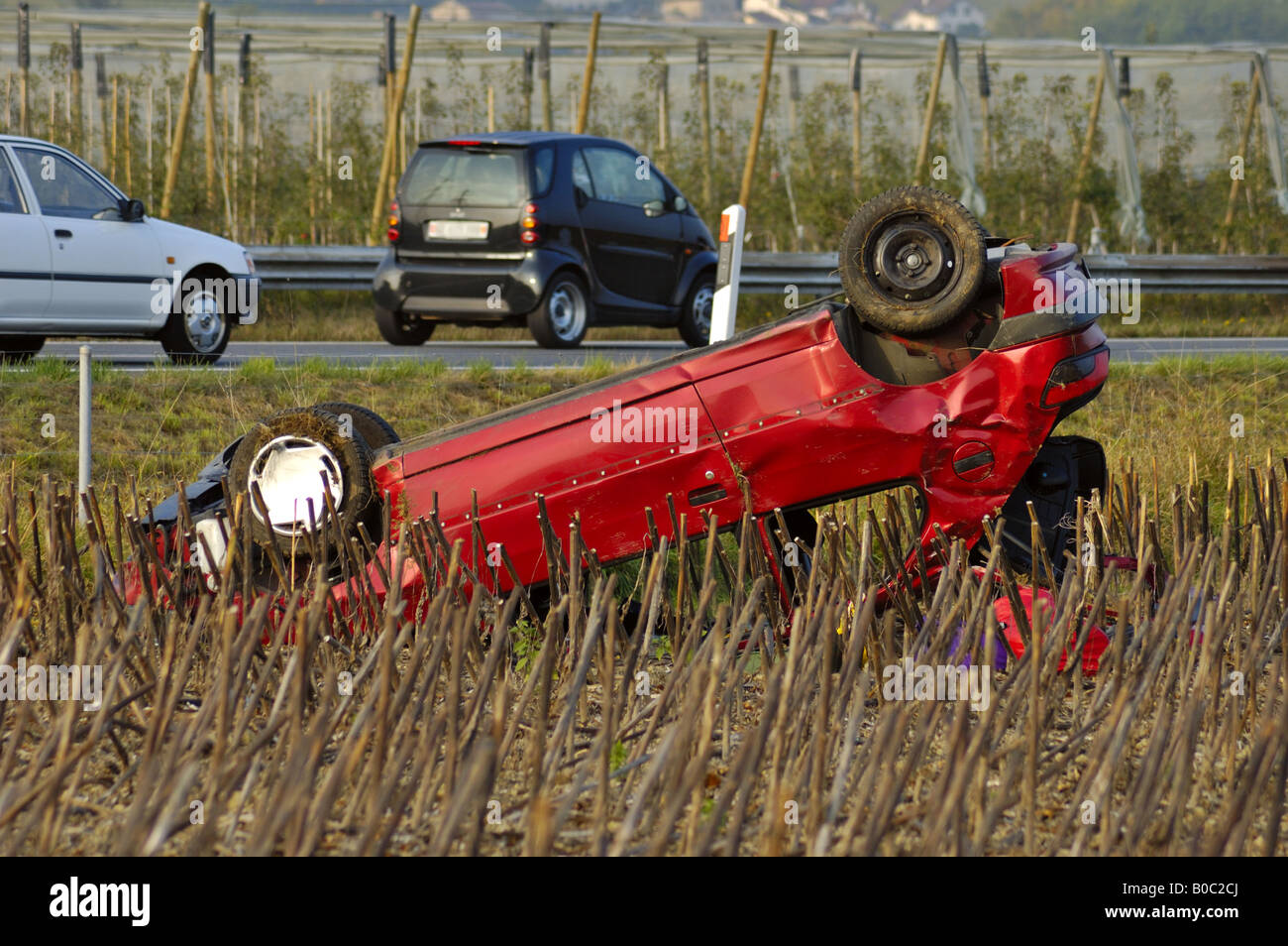 Car wreck on freeway hi-res stock photography and images - Alamy