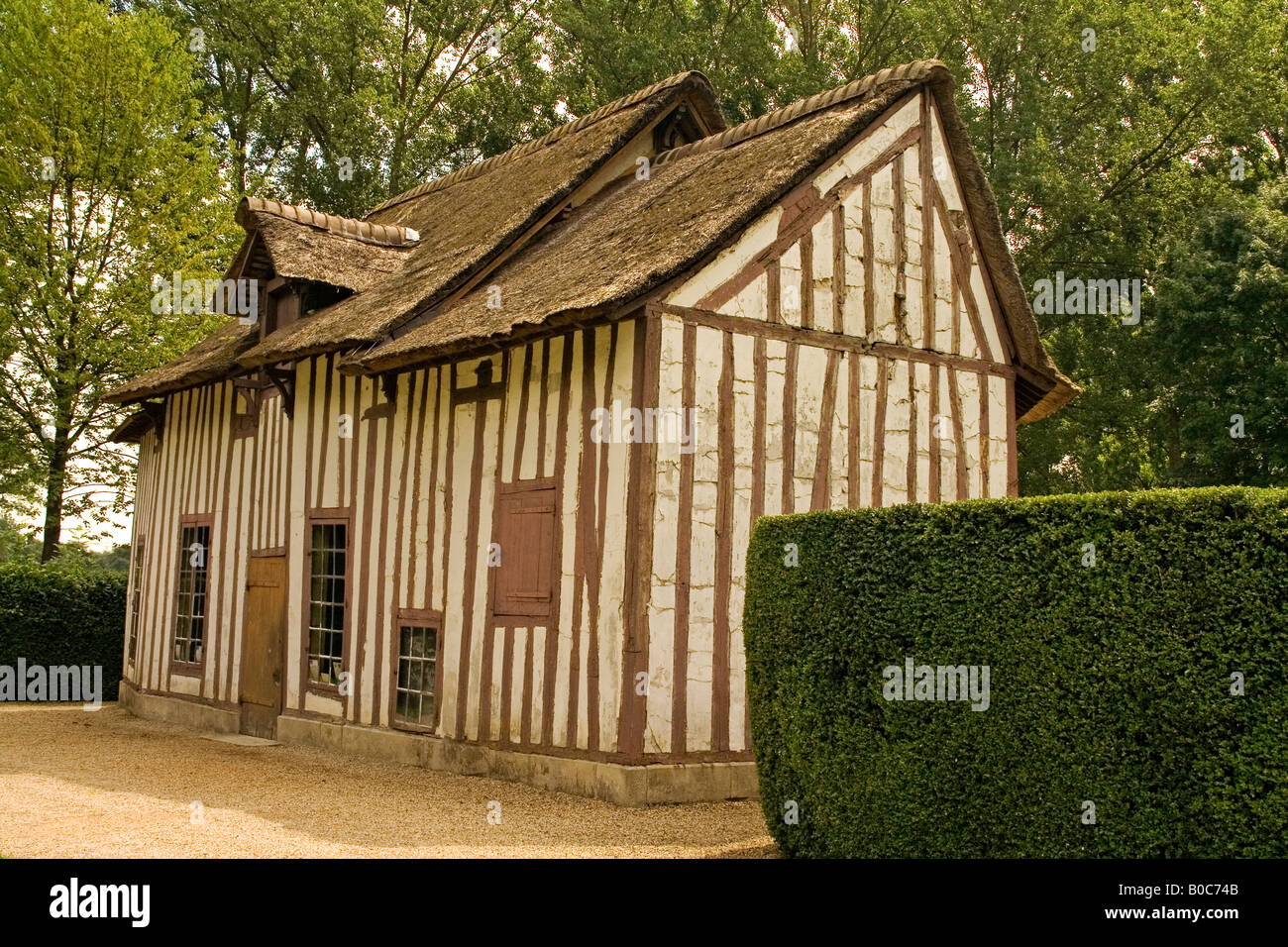 Historic House in the grounds of Chateau Chantilly, Chantilly, Picardie, France Stock Photo