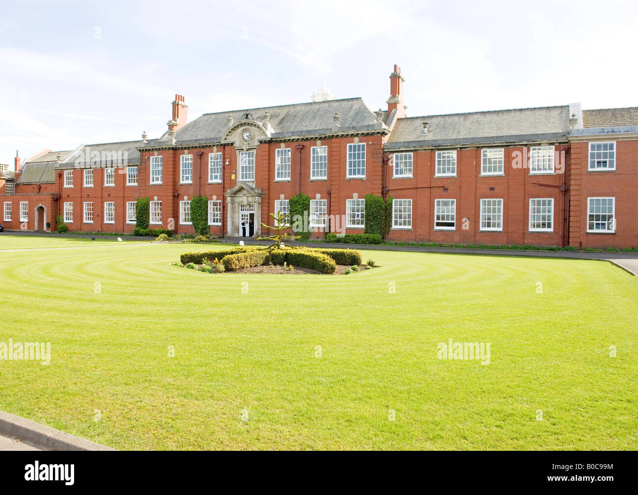 King Edward V11 and Arnold School Stock Photo Alamy