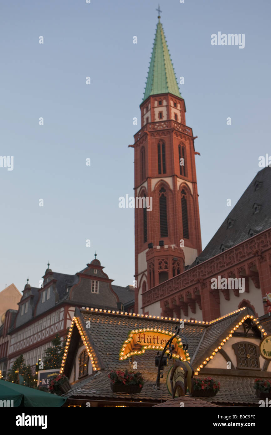 Christmas markets in Romerplatz with the Nikolaikirche, St Nicolas ...