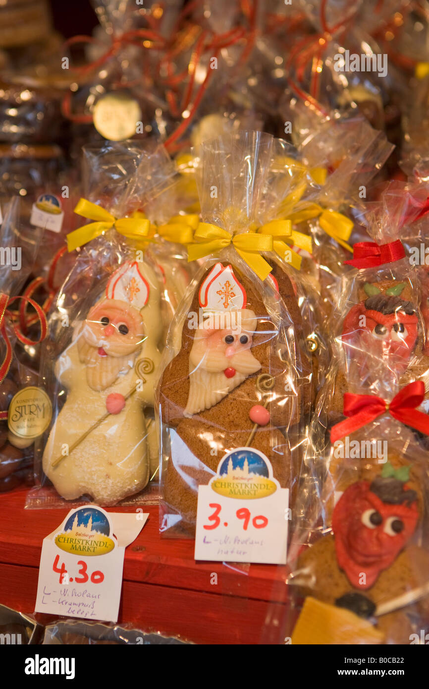 Cookies on sale at a stall at the Christkindlmarkt (Christmas Markets) in downtown Salzburg, Austria, Europe. Stock Photo