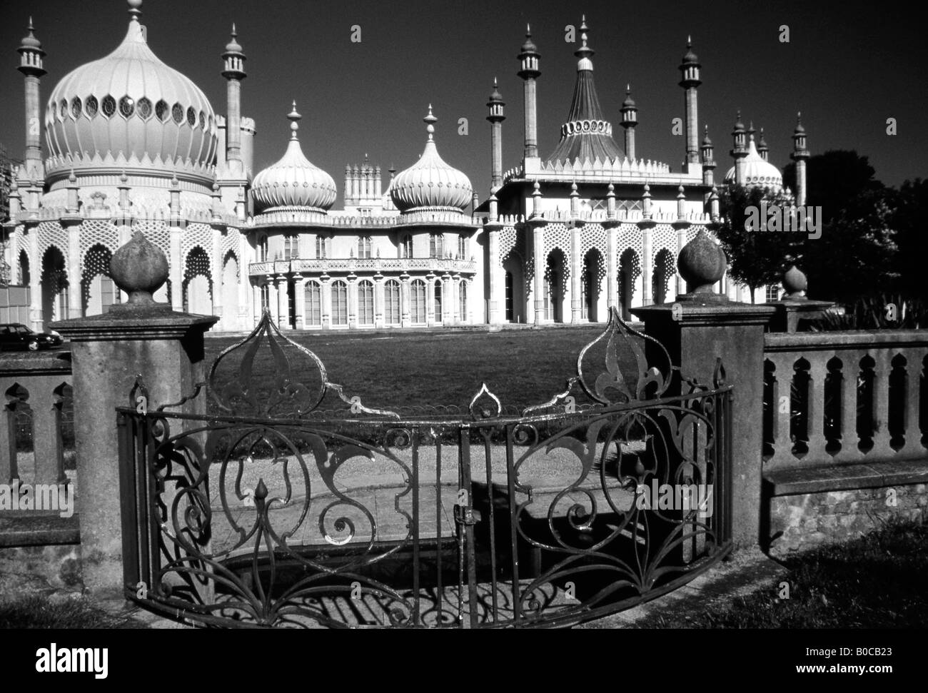 Royal pavilion Black and White Stock Photos & Images - Alamy