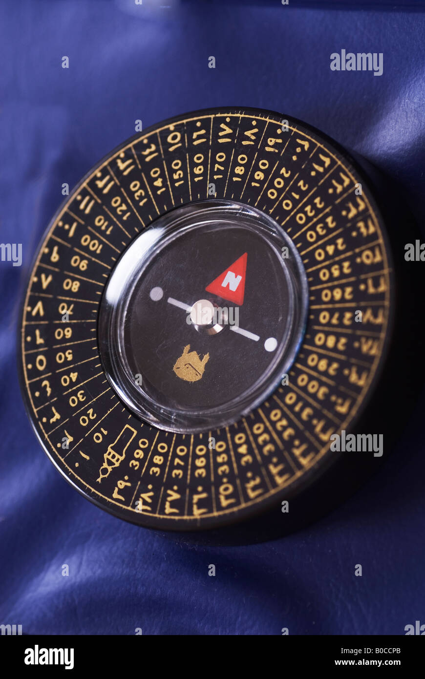 Direction of al kaaba hires stock photography and images Alamy