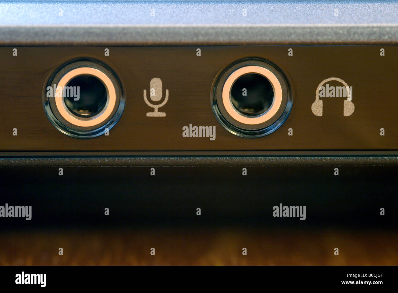 [Download 31+] Headphone Socket On Laptop