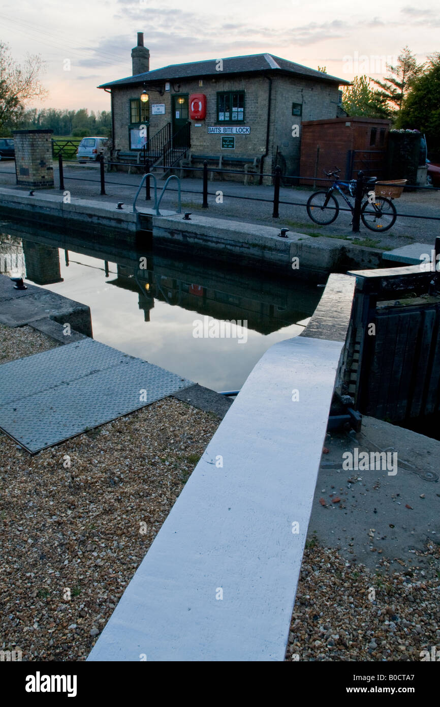 Course lock hi-res stock photography and images - Alamy