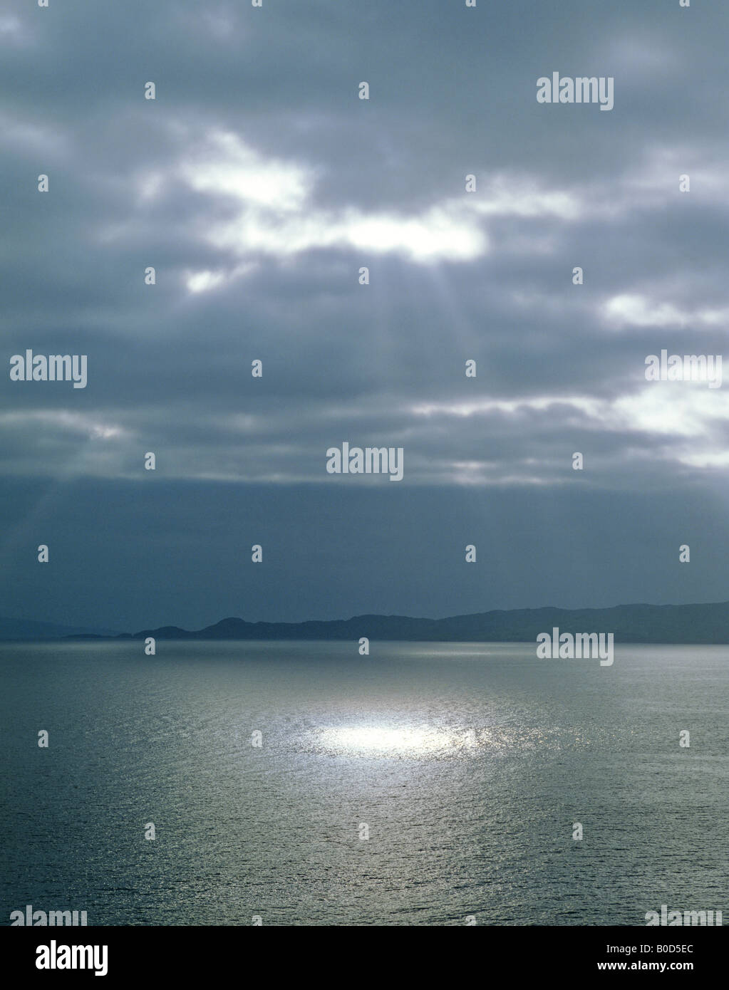 Sunlight over the water hi-res stock photography and images - Alamy