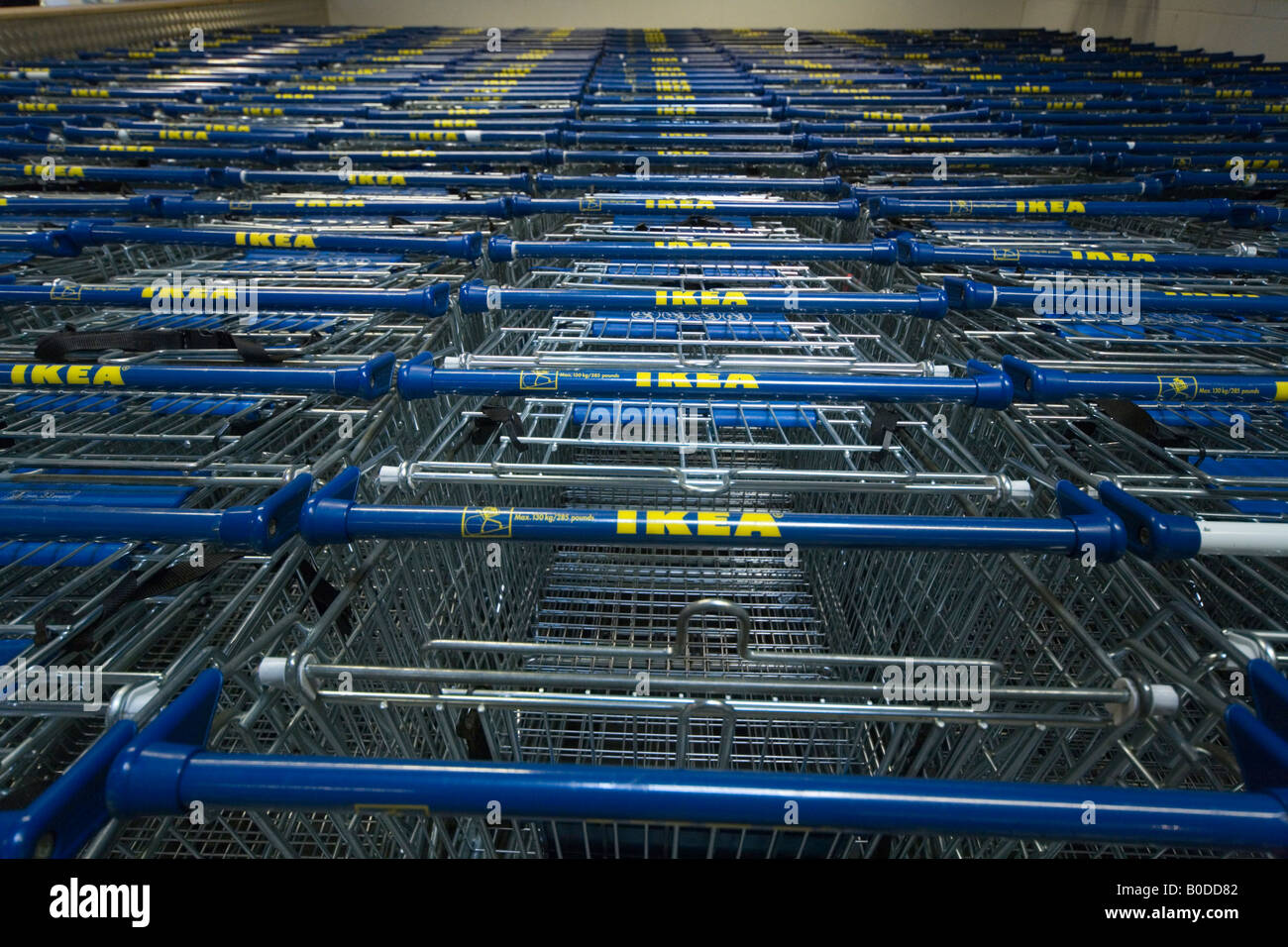 Ikea Shopping Trolley High Resolution Stock Photography and Images Alamy