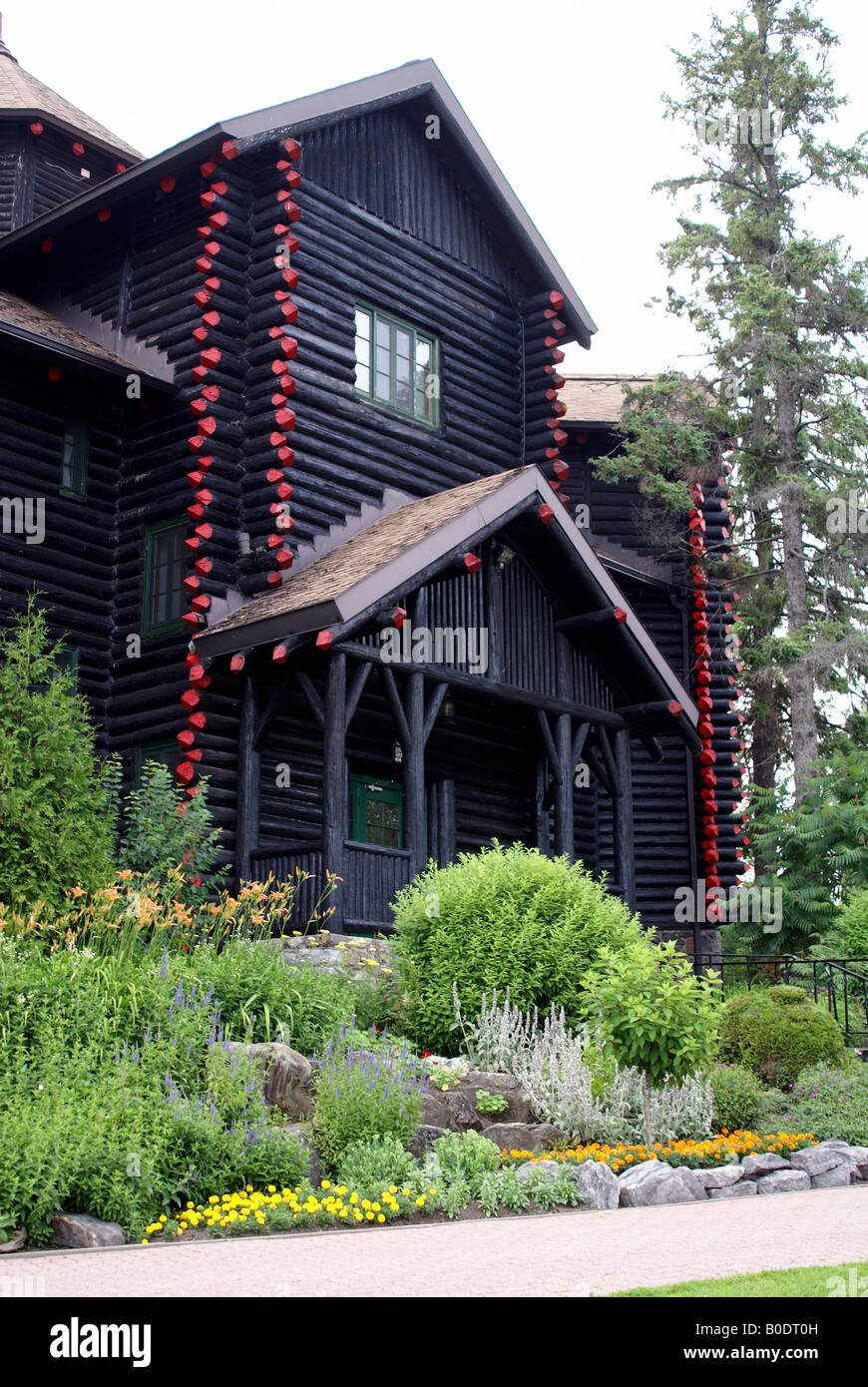Chateau Montebello Quebec Canada Stock Photo Alamy