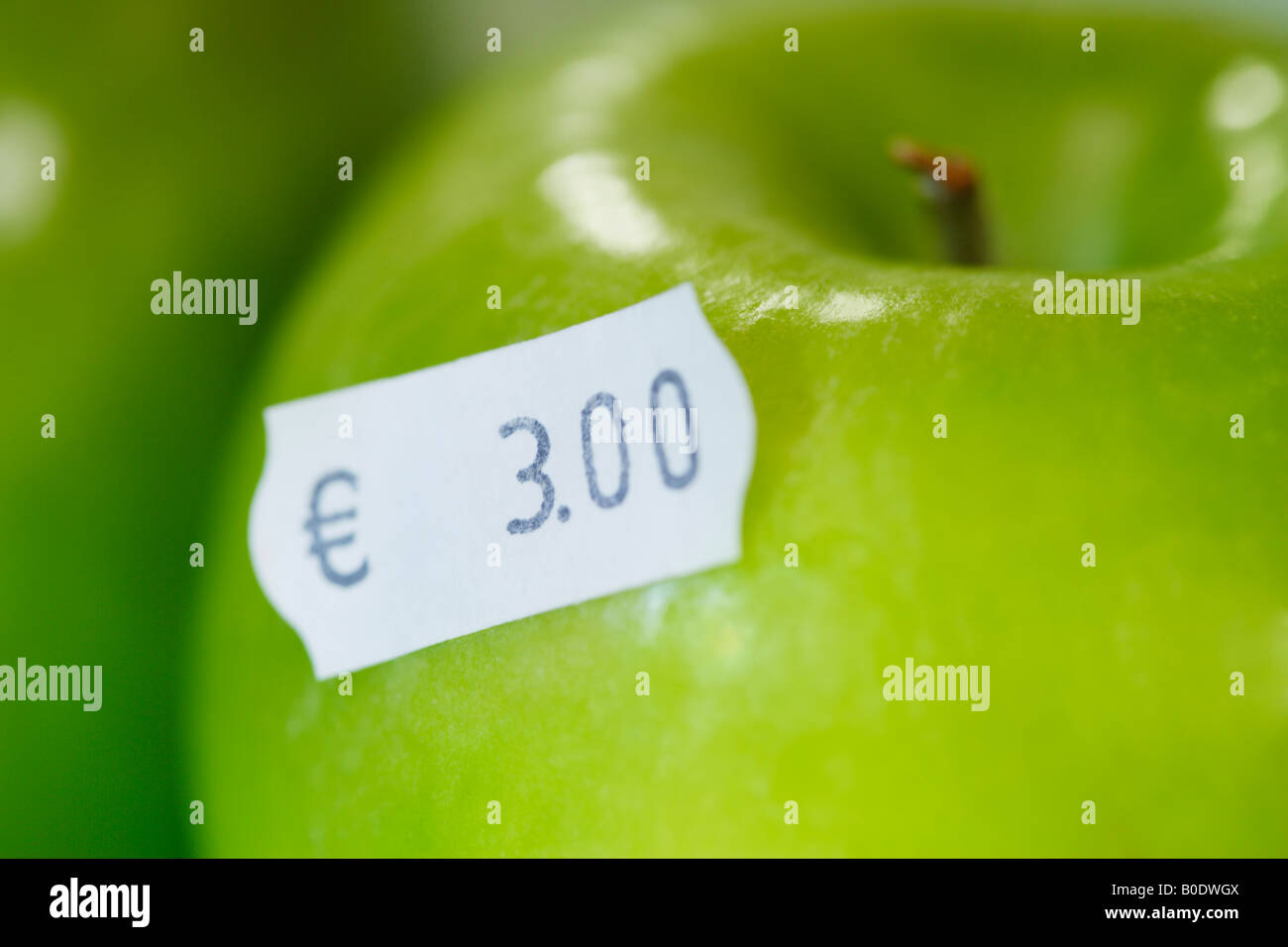 Price Tag High Resolution Stock Photography and Images Alamy