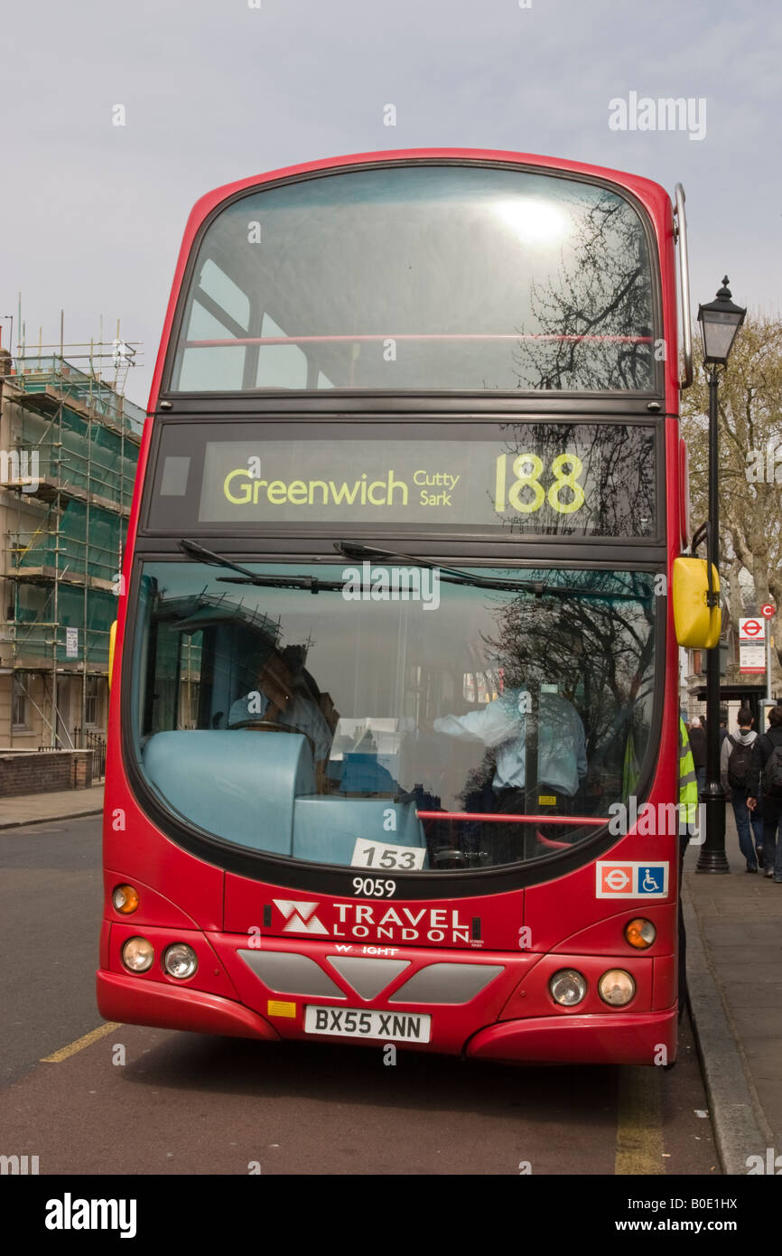 the-number-188-bus-parked-at-a-bus-stop-in-greenwich-B0E1HX.jpg