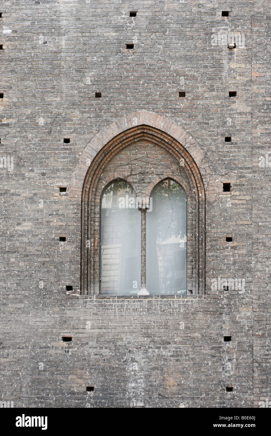 Lancet window hires stock photography and images Alamy