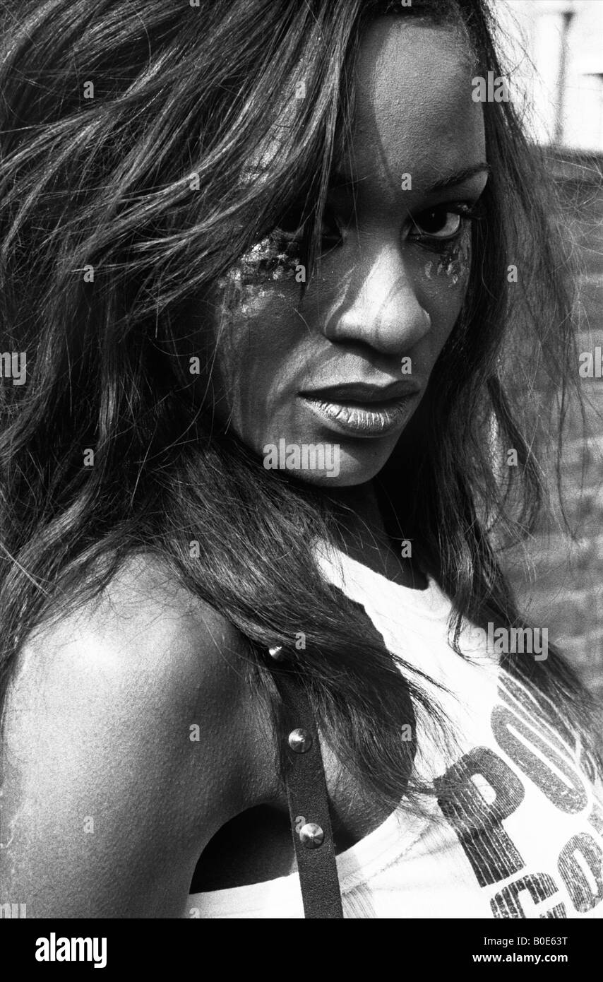 African woman Black and White Stock Photos & Images - Alamy
