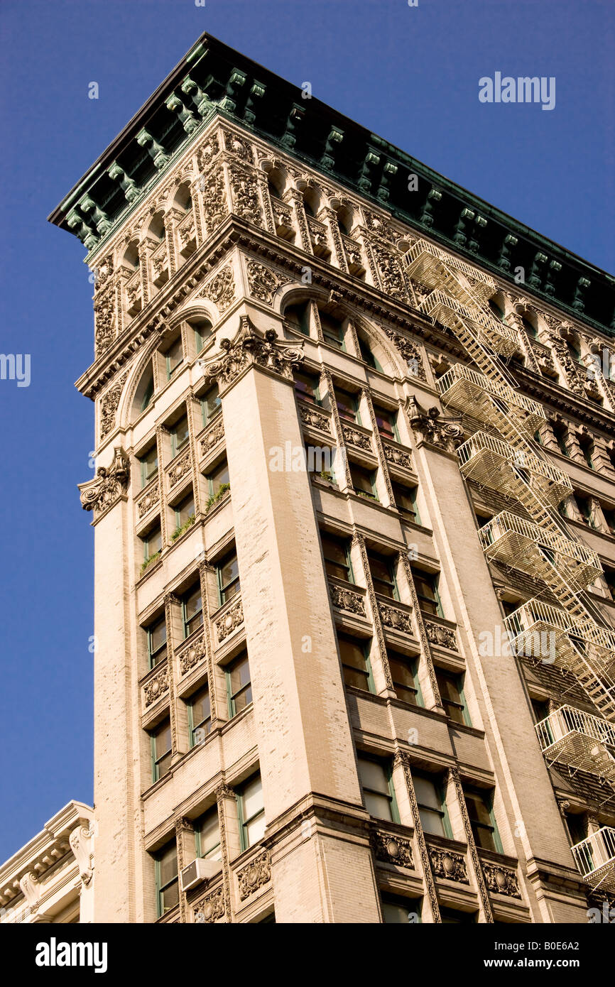 Cast iron building on Broome Street and Broadway in SoHo New York Stock Photo Alamy