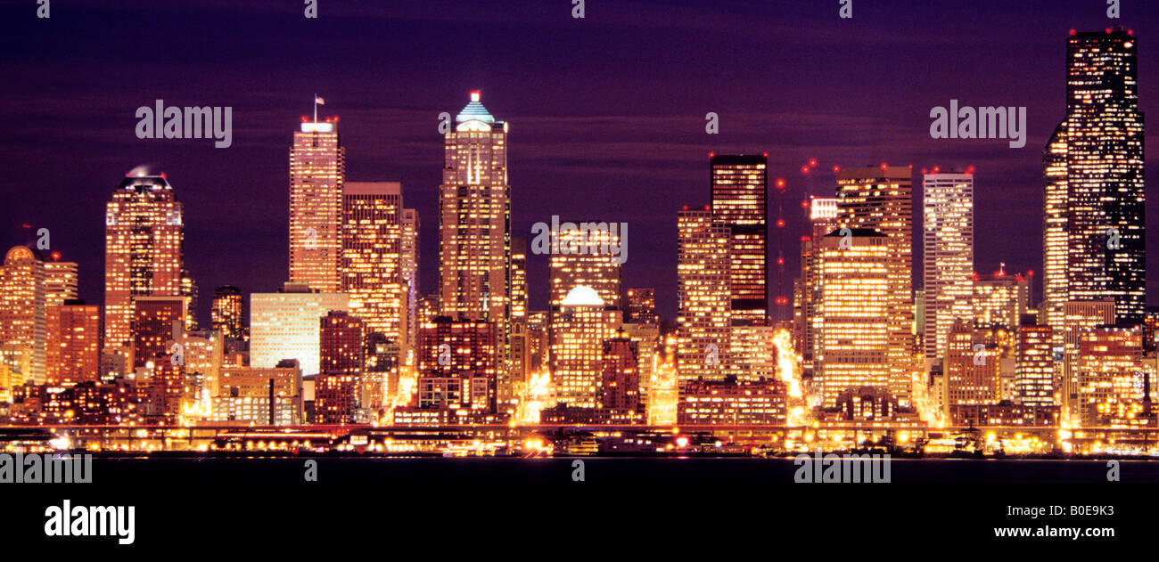 Seattle Skyline at night, Washington Stock Photo - Alamy